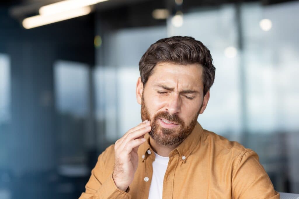 Managing Tooth Pain Before Your Appointment